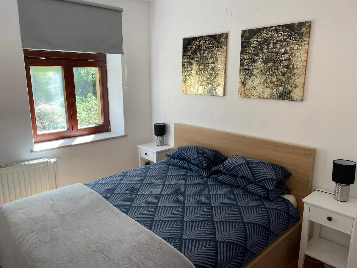 Secret Garden Krakow - Wonderful City Centre Apartment - Ground Floor - Quiet Location Πολωνία